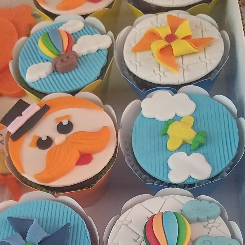 Cupcake Grande Decorado - 2D